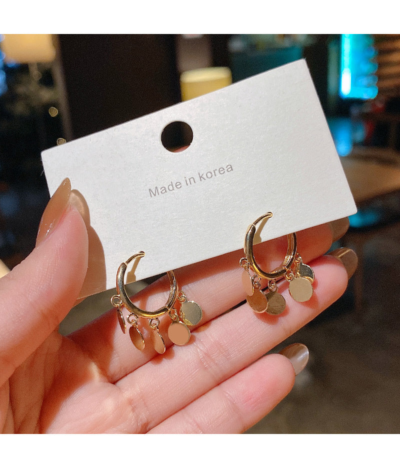 Handmade Exquisite Mini Wafer Swing Drop Round Copper Plating Lobe Earrings Pair