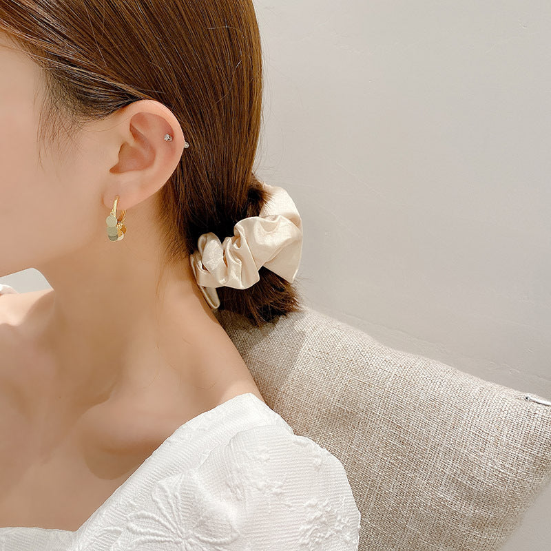 Handmade Exquisite Mini Wafer Swing Drop Round Copper Plating Lobe Earrings Pair
