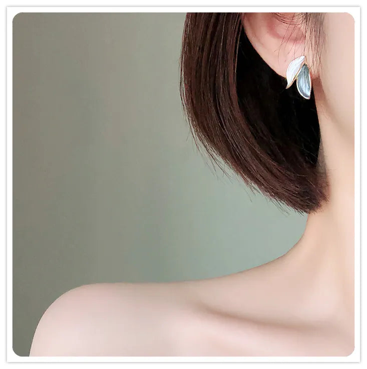 Elegant Exquisite Retro Two Tone  Gold Wind Leaf Sterling Stud Drop Earrings