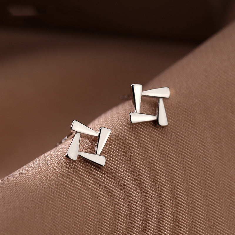Elegant Retro Premium 925 Sterling Quadrilateral Rotating Stud Earrings