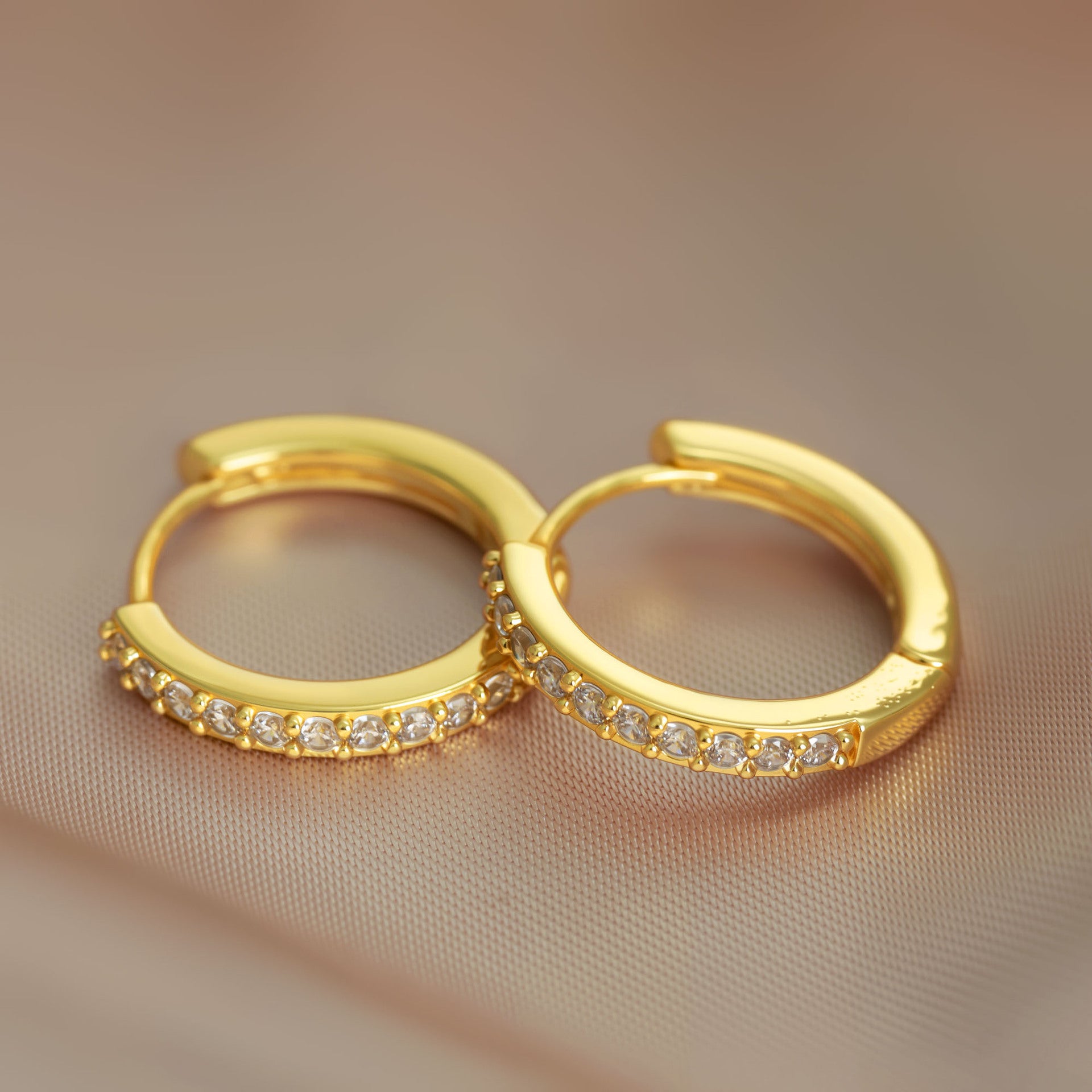 New Exquisite Gold Plated Swing Drop Rhinestone Oval Hoop Sterling Earrings Pair