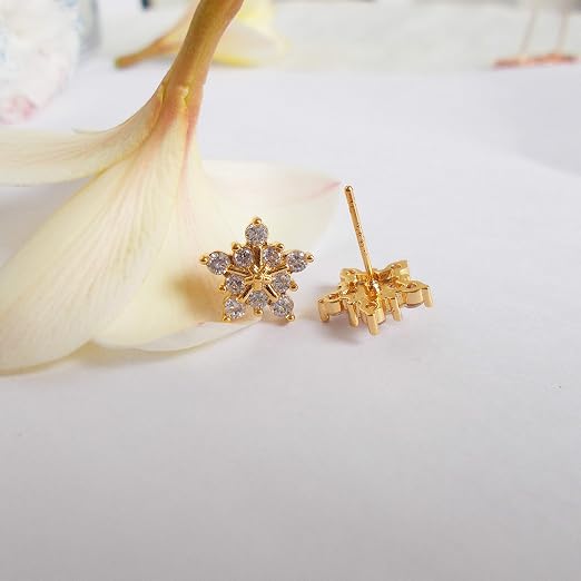 Elegant Dazzling Premium 925 Sterling Silver Snow Flake Floral Stud Earrings