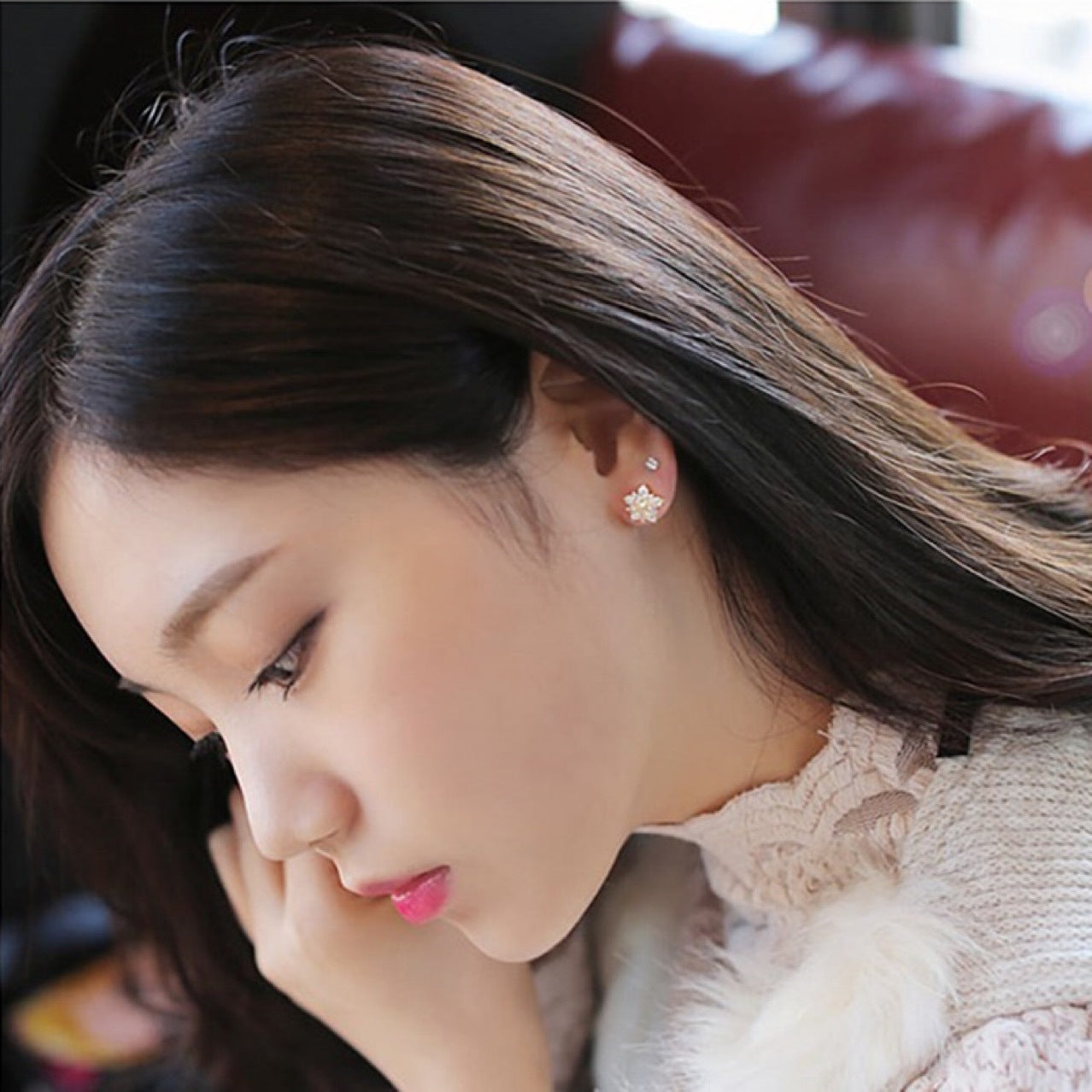 Elegant Dazzling Premium 925 Sterling Silver Snow Flake Floral Stud Earrings