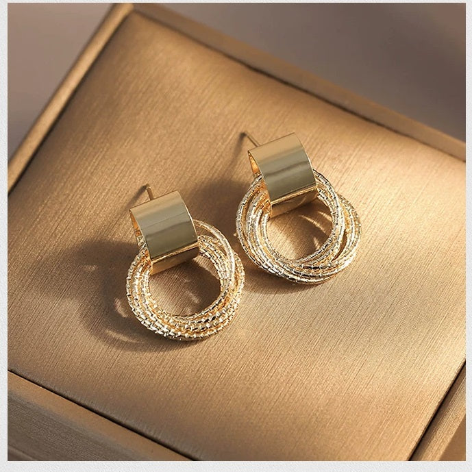 Elegant Exquisite Retro Two Tone  Gold Wind Leaf Sterling Stud Drop Earrings