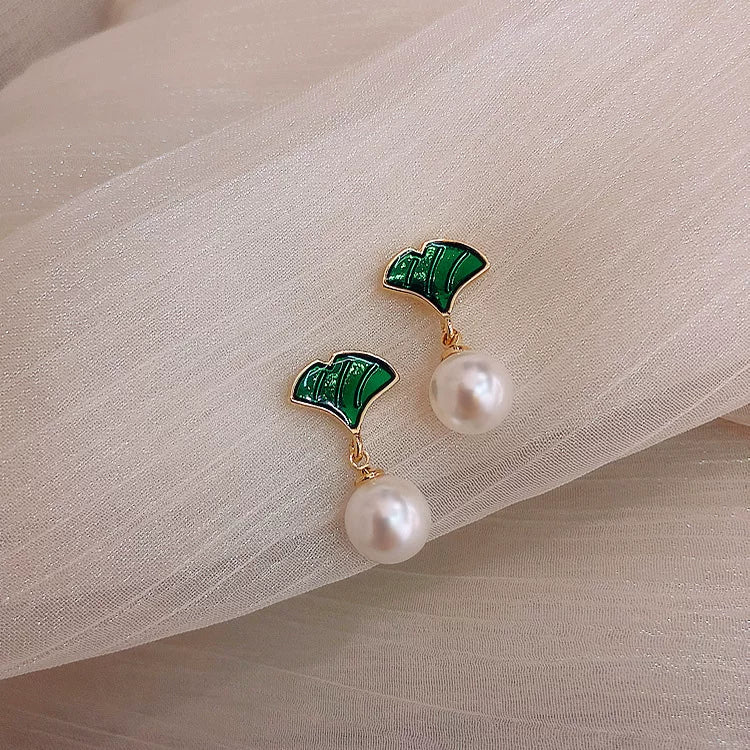 Elegant Ginkgo Leaf Imitation Pearl Stud Drop Earrings Sterling Silver Needle