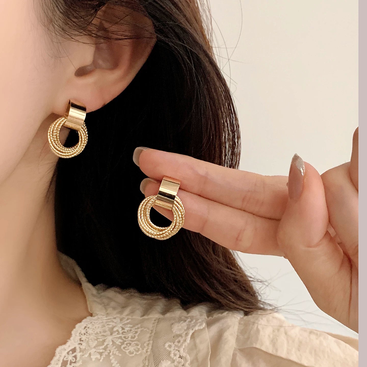 Elegant Exquisite Retro Two Tone  Gold Wind Leaf Sterling Stud Drop Earrings