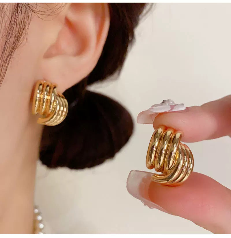 Elegant Exquisite Retro Two Tone  Gold Wind Leaf Sterling Stud Drop Earrings