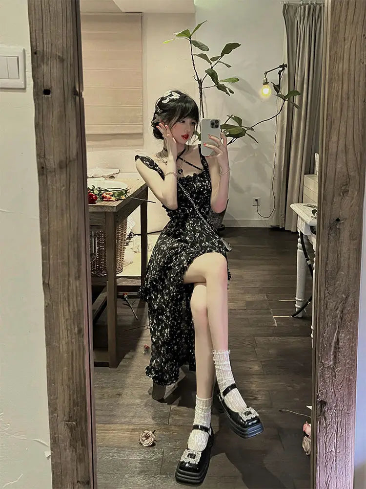 Floral Slimming Irregular Hemline Spaghetti Strap Dress with Square Neckline Waist-cinching
