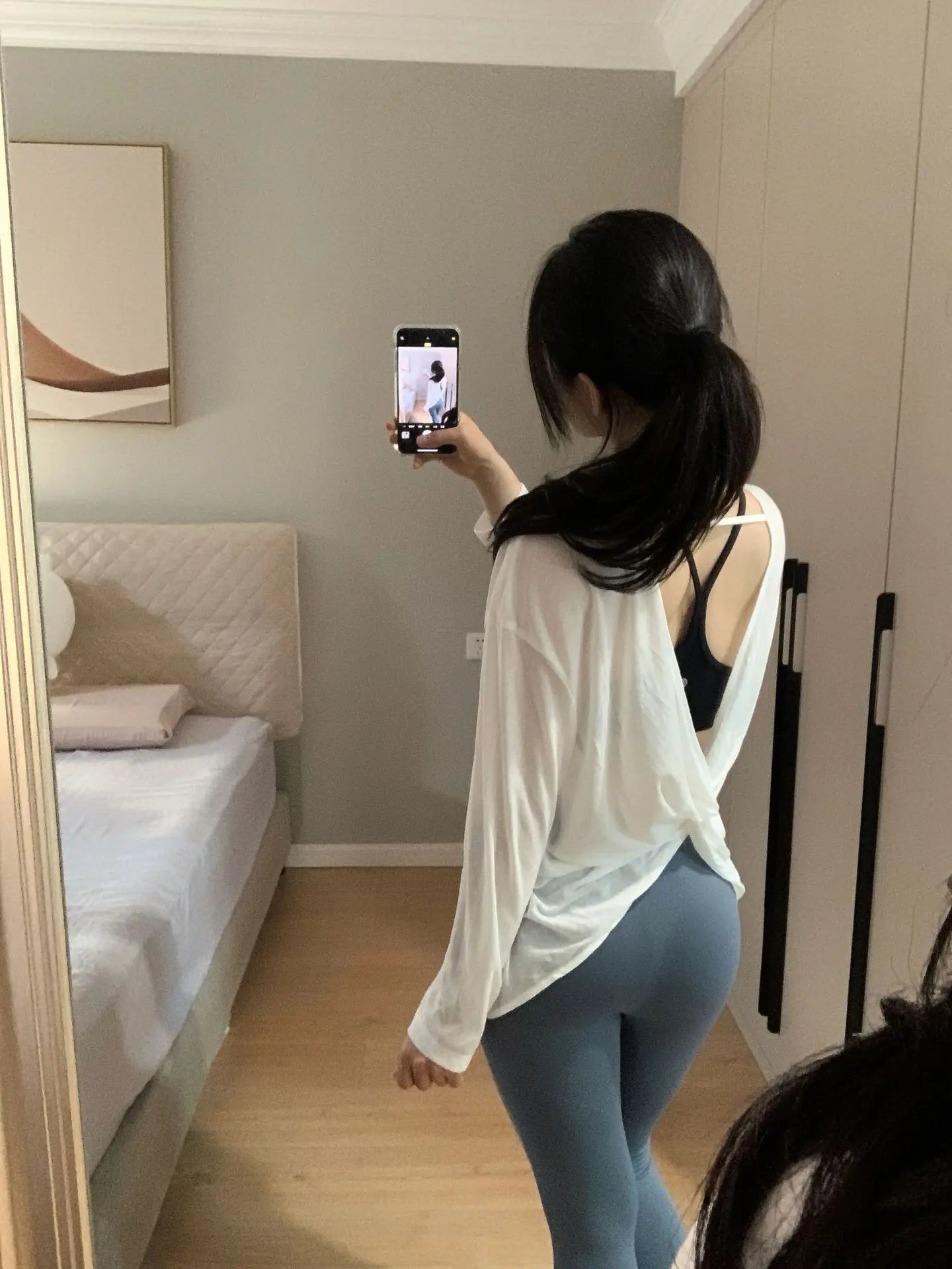 Yoga Long Sleeve Blouse Cover Up Loose Backless Top Quick Dry Breathable Lightweight Fitness Shirt