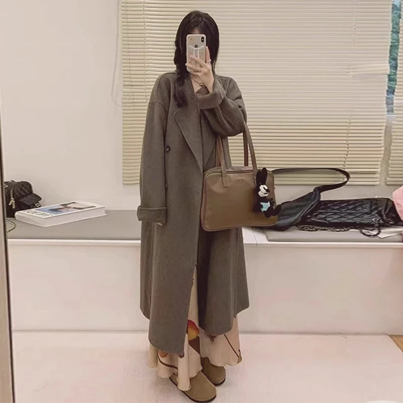 Retro Chic Turn-down Collar Long Wool Coat
