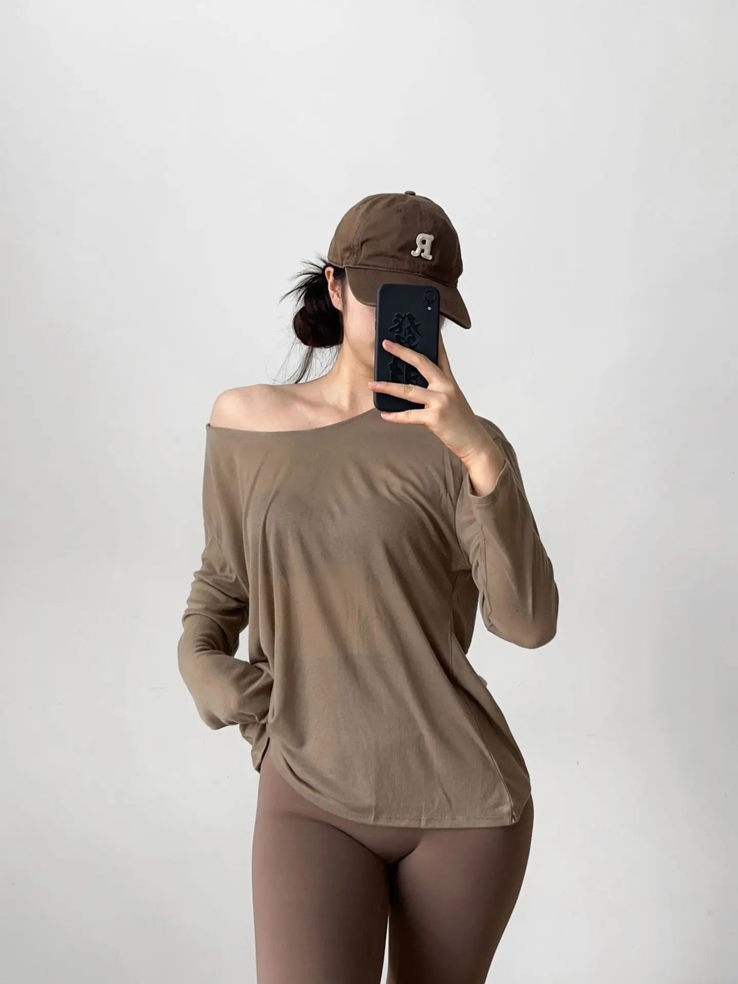 Yoga Long Sleeve Blouse Cover Up Loose Backless Top Quick Dry Breathable Lightweight Fitness Shirt