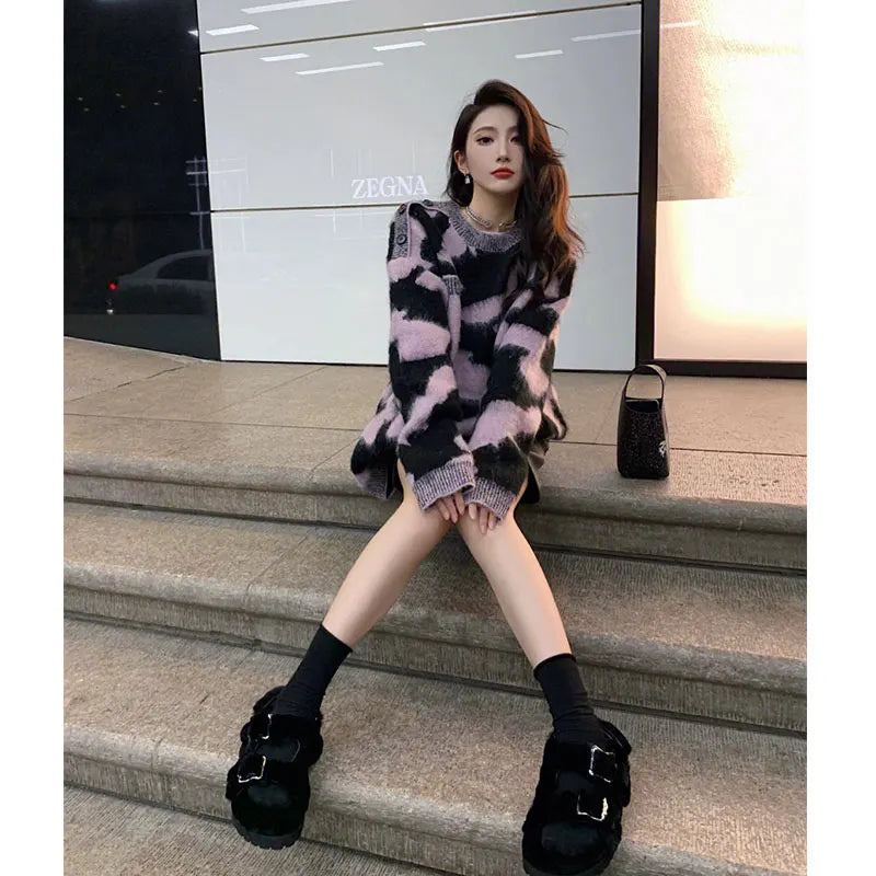 Loose Style Stripe Contrast Round Neck Pullover Thick Knitted Top Sweater