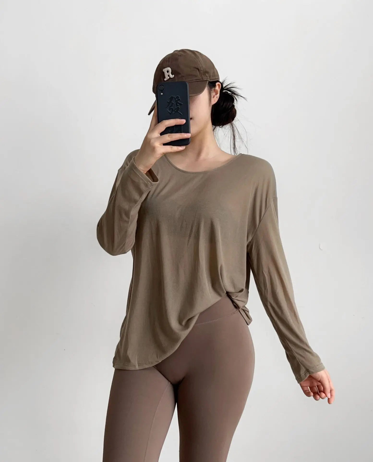 Yoga Long Sleeve Blouse Cover Up Loose Backless Top Quick Dry Breathable Lightweight Fitness Shirt